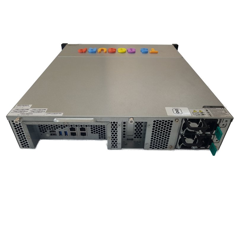 QNAP TS-863U-RP Rückseite