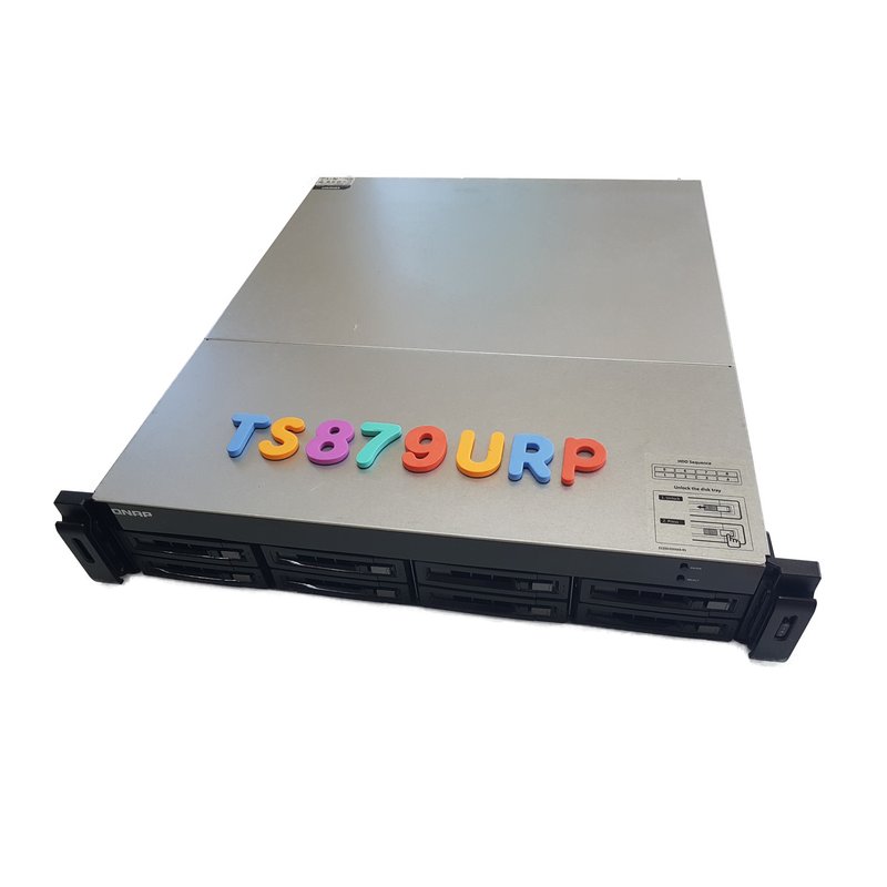 QNAP TS-879U-RP Front