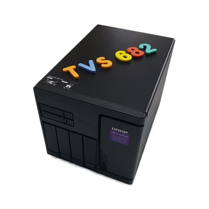 QNAP TVS-682