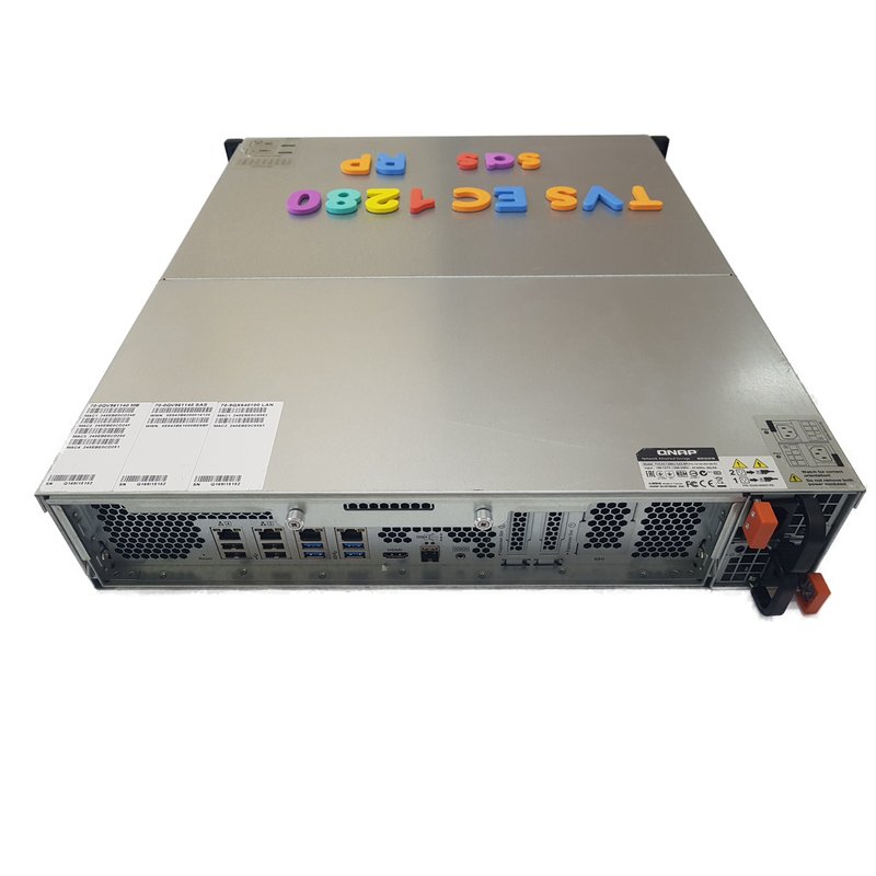 QNAP TVS-EC1280U-SAS-RP Rückseite
